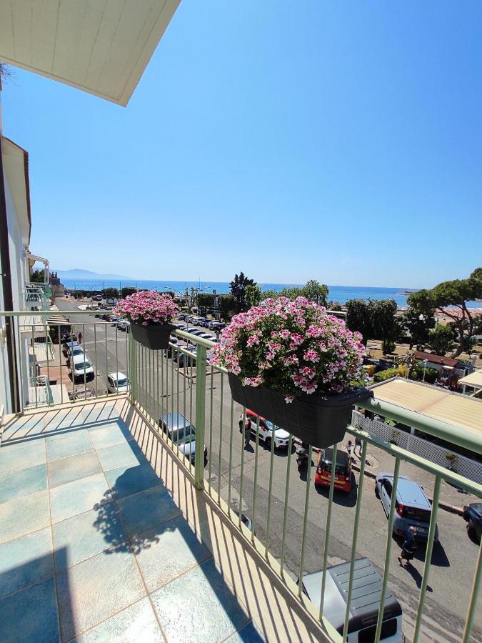 Reale Apartments Terracina Luaran gambar