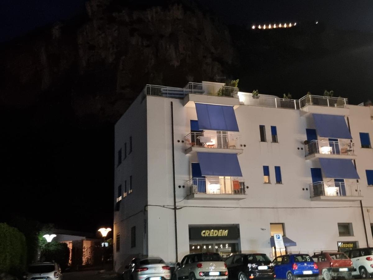 Reale Apartments Terracina Luaran gambar